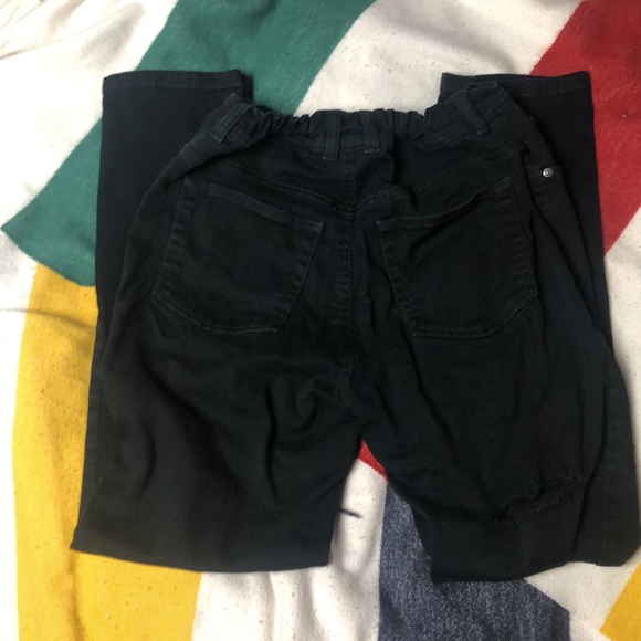 3/40$ Gloria Vanderbilt | Black Distressed Ripped Jeans - Picture 2 of 6